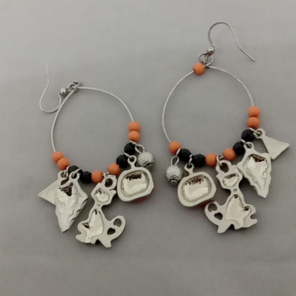 Halloween Earrings - Picture 2 of 2